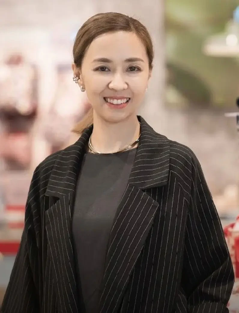 Ms. Natkamonruk Waijawudhikamolkorn