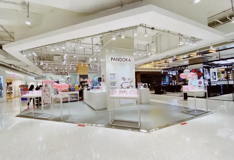 Pandora open new concept store